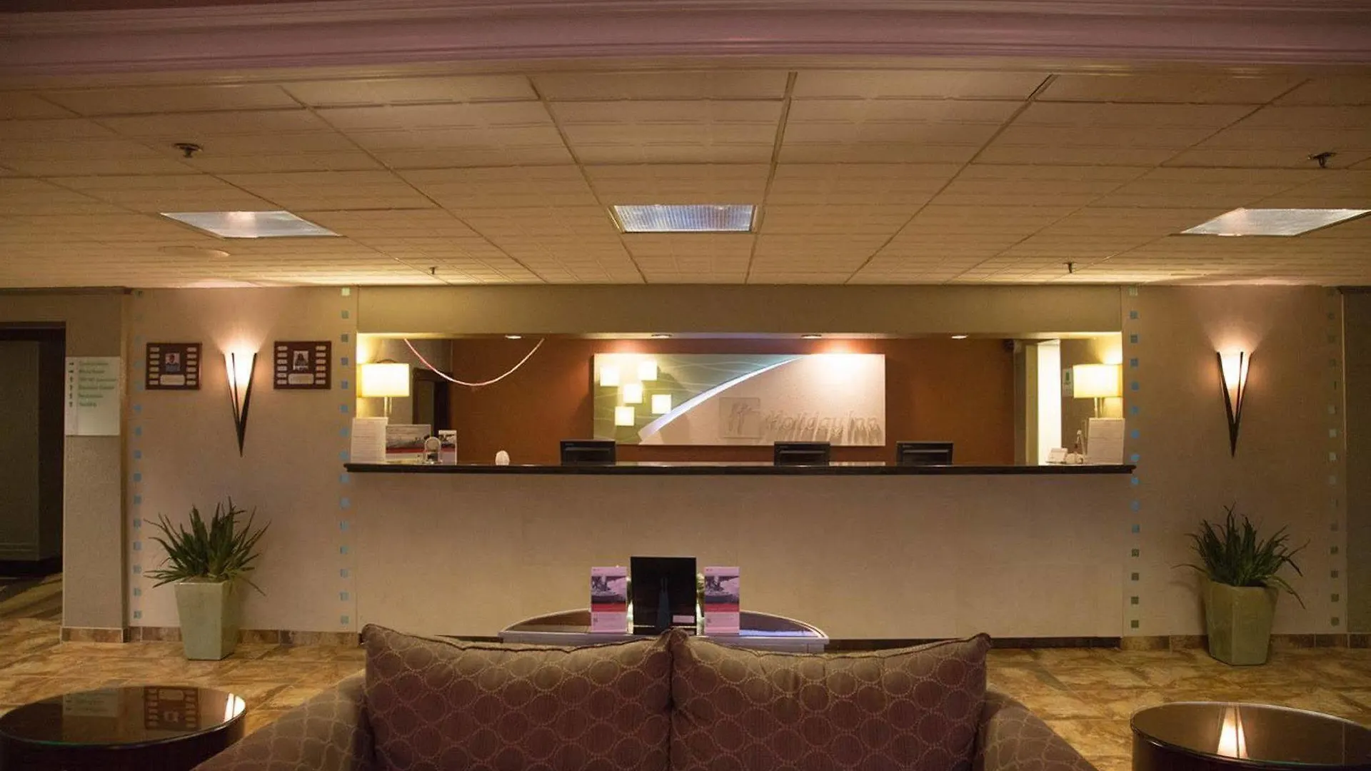Holiday Inn & Suites Parsippany Fairfield By Ihg